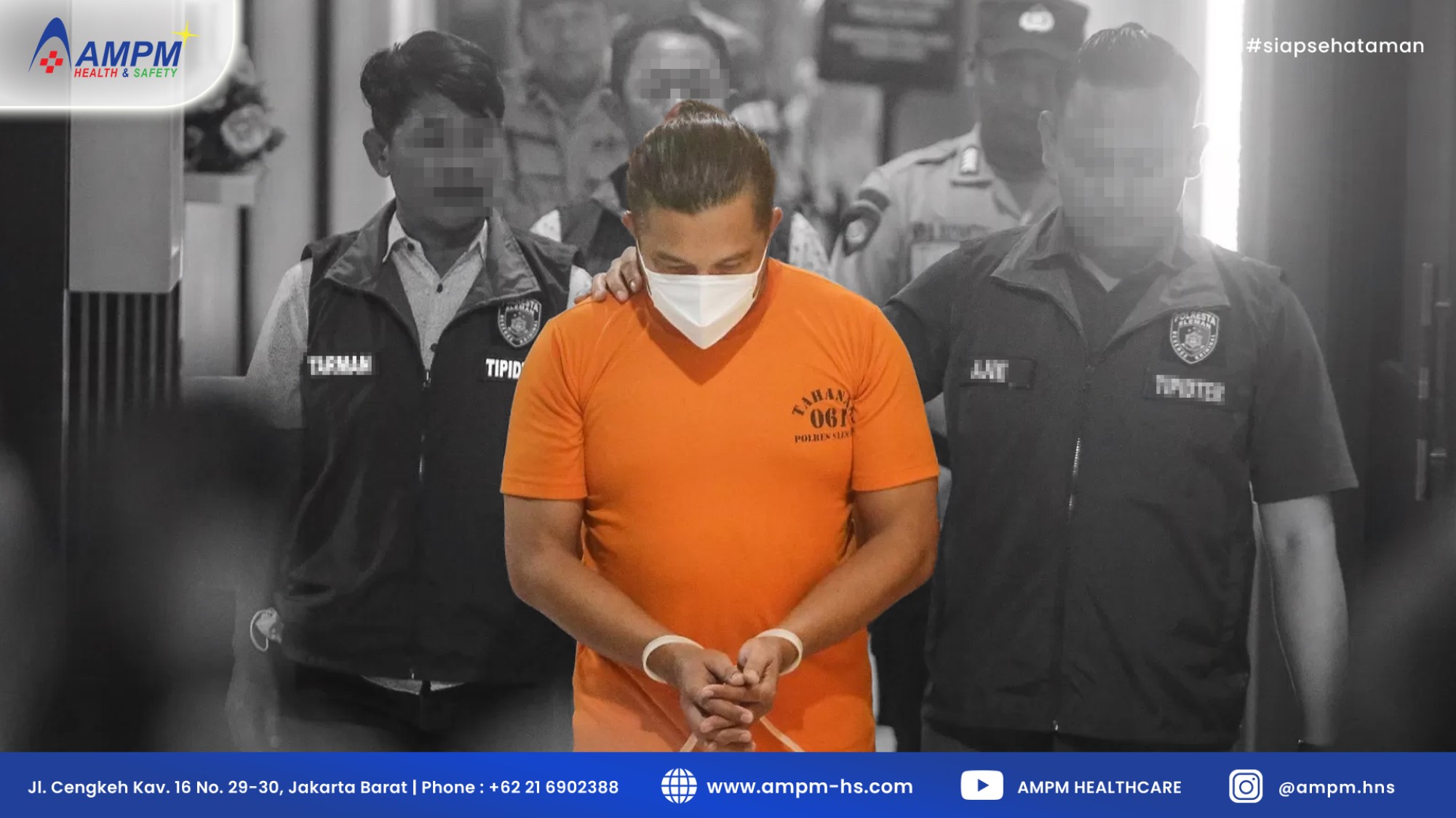 Eks Kernet Bus Jadi Dokter Club Bola